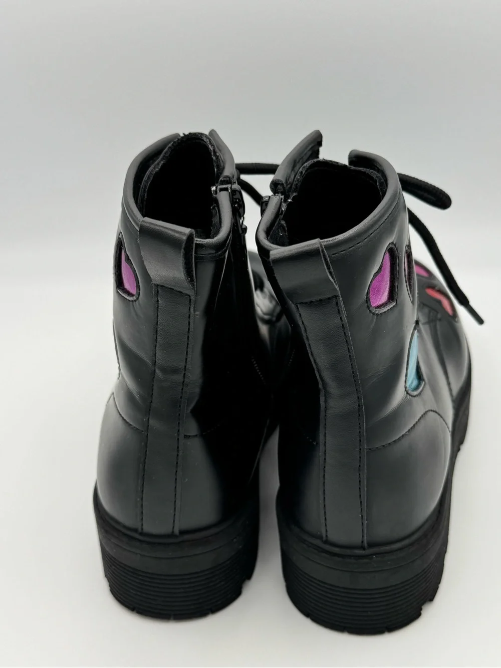 Skechers Gravlen Hi Metallic Heart Combat Boots Very Rare Like New